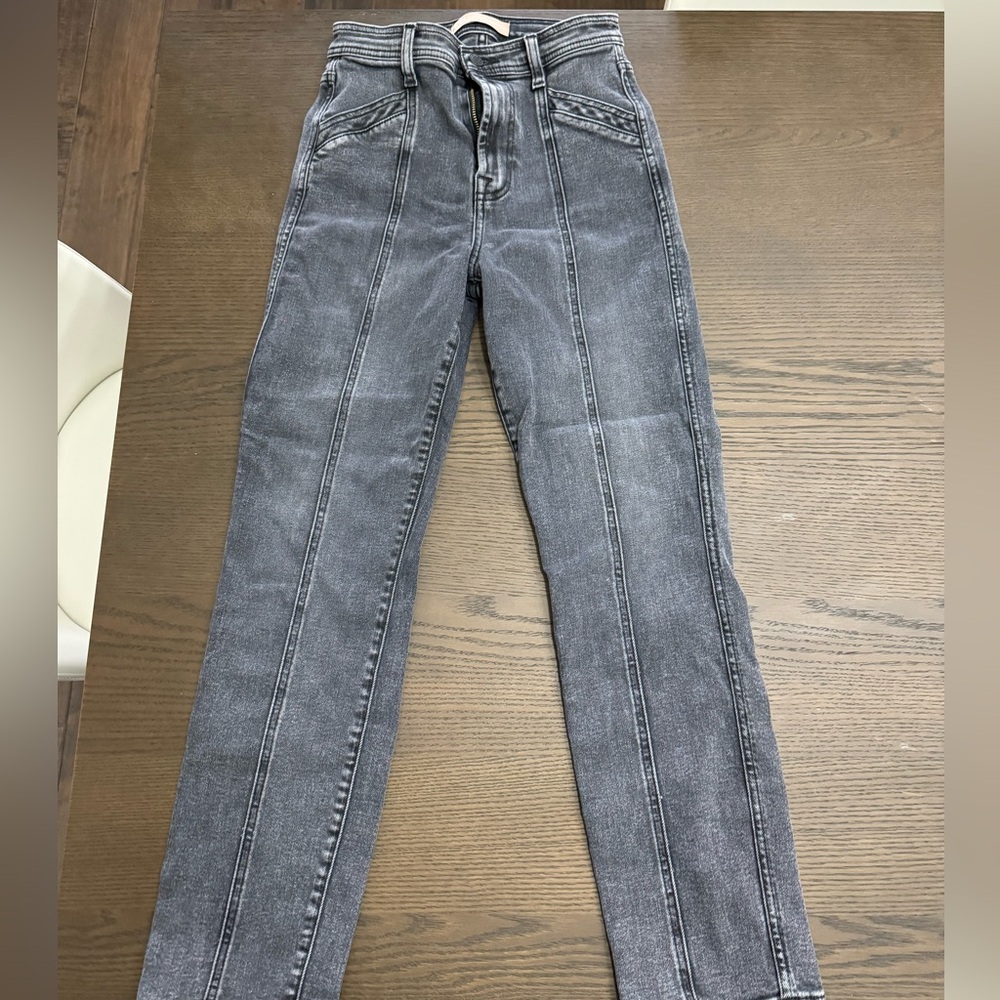 7 For All Mankind LUXE VINTAGE Jean. High rise straight with pintuck seams.